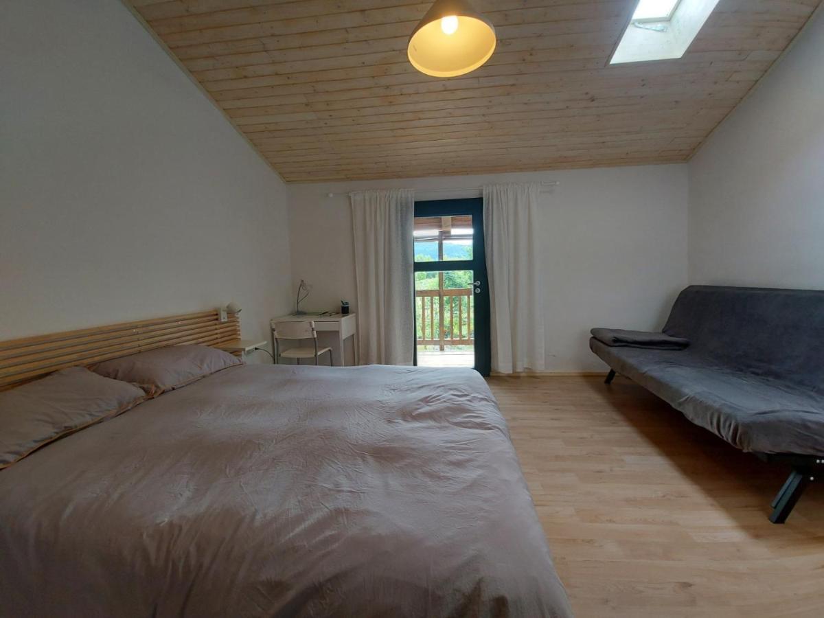 Apartmaji Hedera Komen Εξωτερικό φωτογραφία