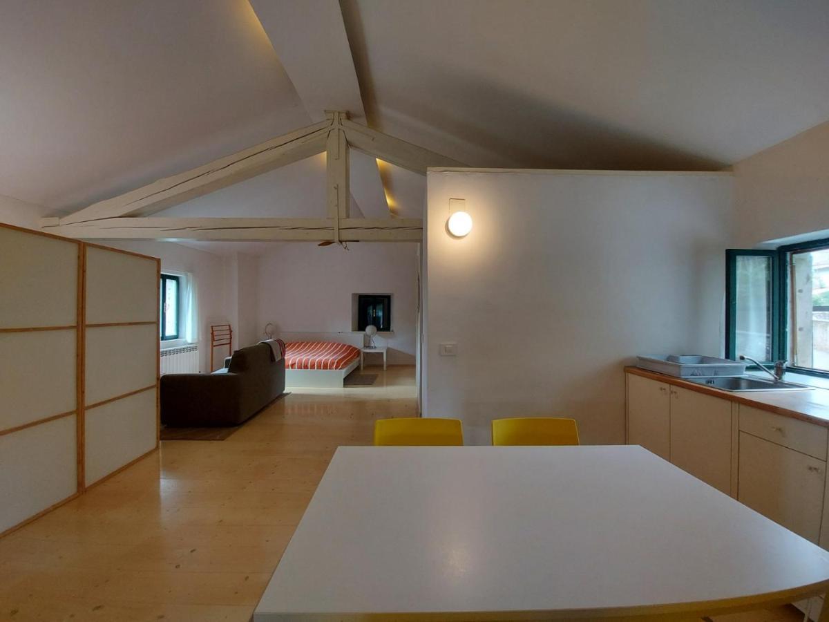 Apartmaji Hedera Komen Εξωτερικό φωτογραφία