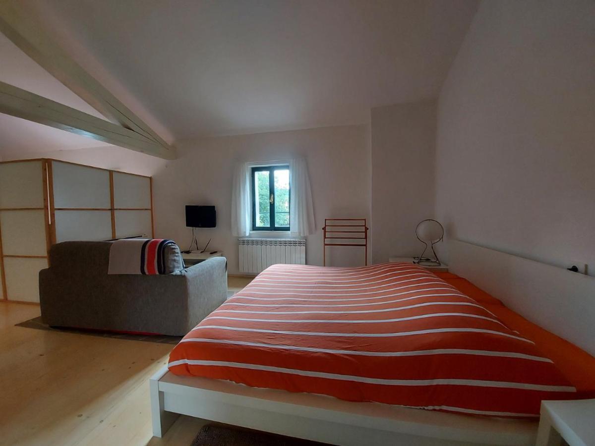 Apartmaji Hedera Komen Εξωτερικό φωτογραφία